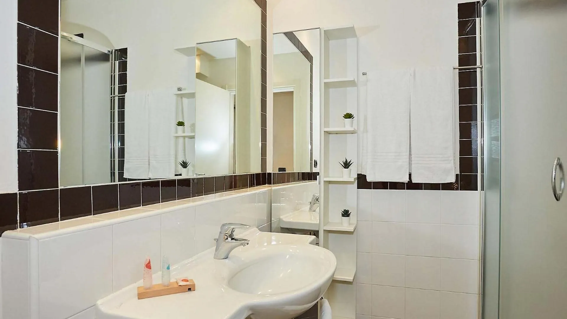 Apartment Pier Capponi Studios Milan