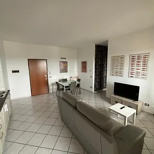 Al Grattacielo Appartamento Piacenza