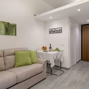 Vespri Appartamento Milano