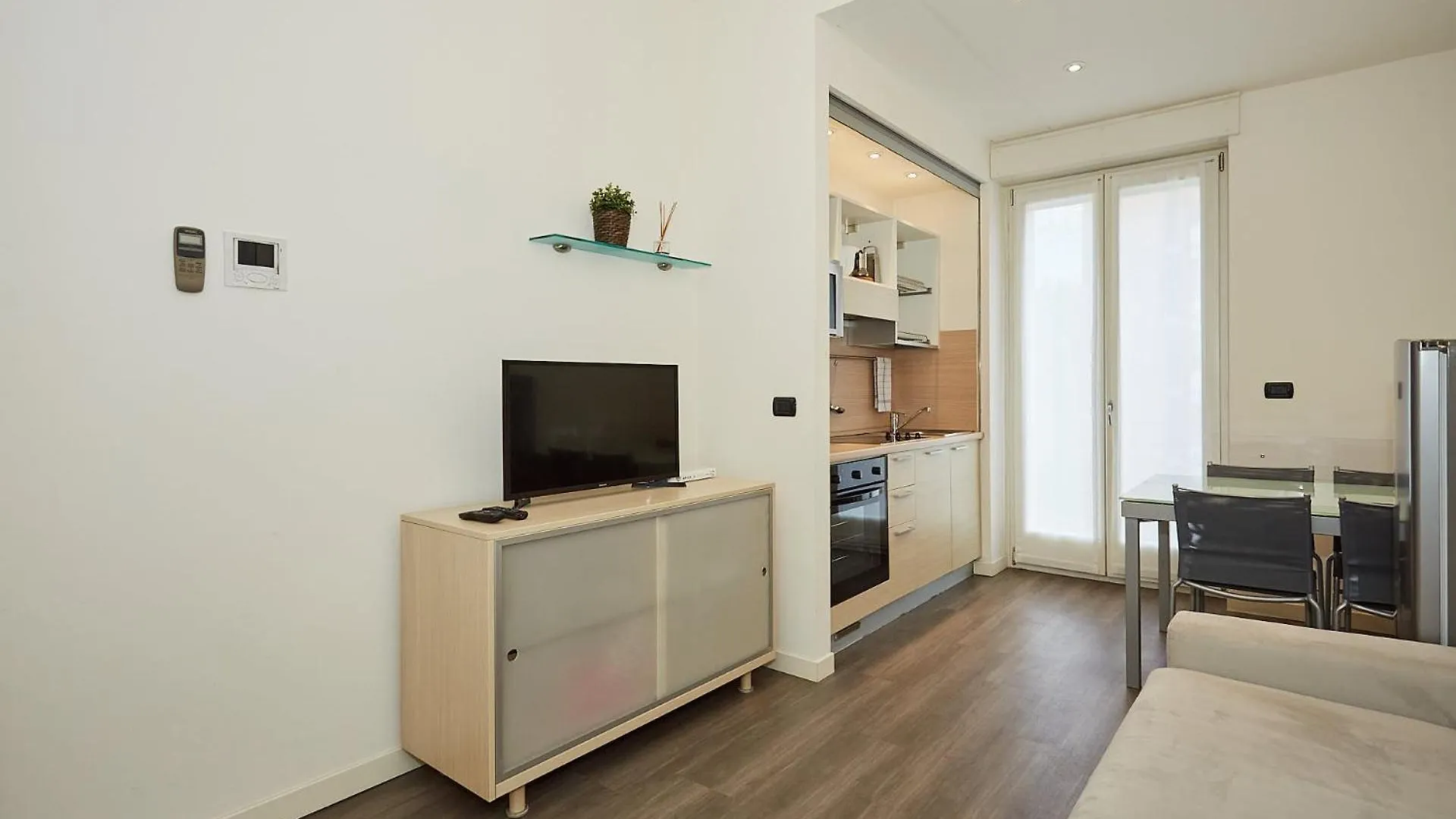 Pier Capponi Studios Milano Lägenhet