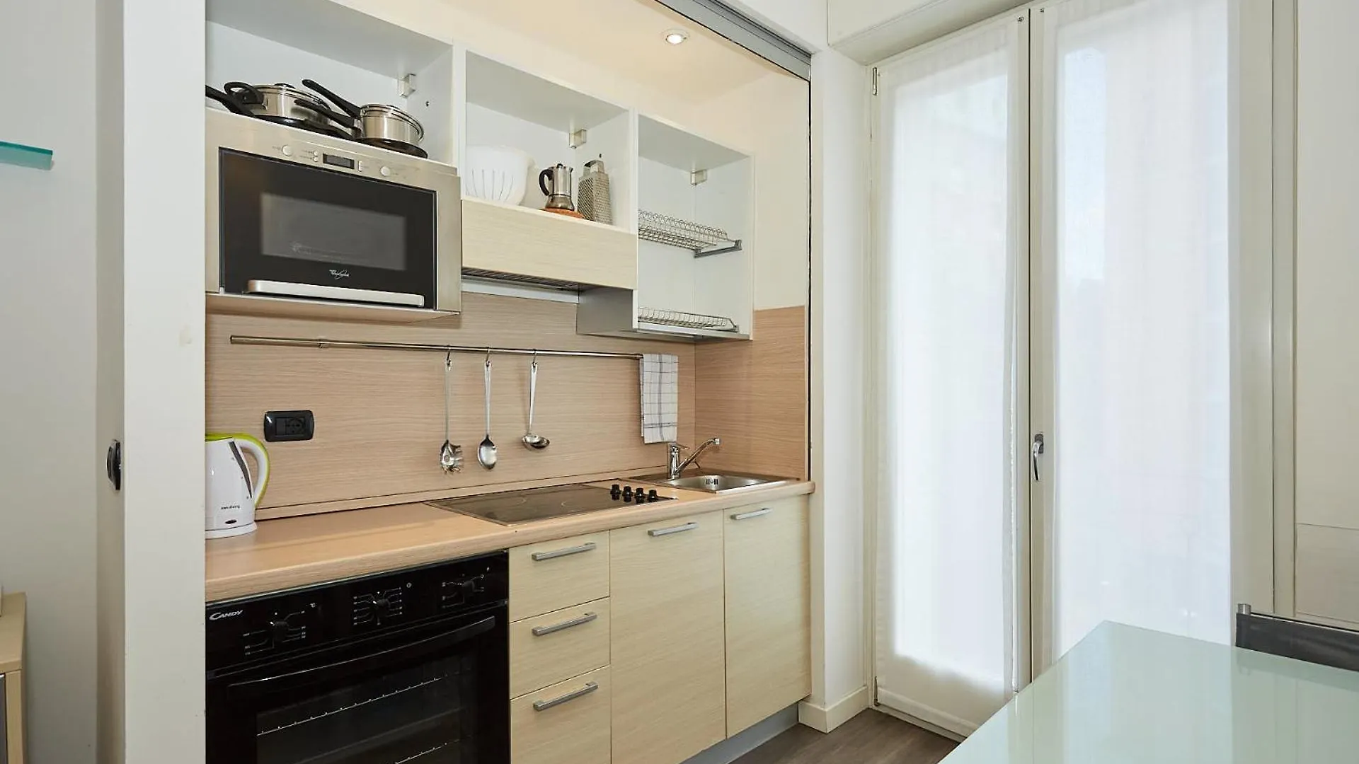 Lägenhet Pier Capponi Studios Milano