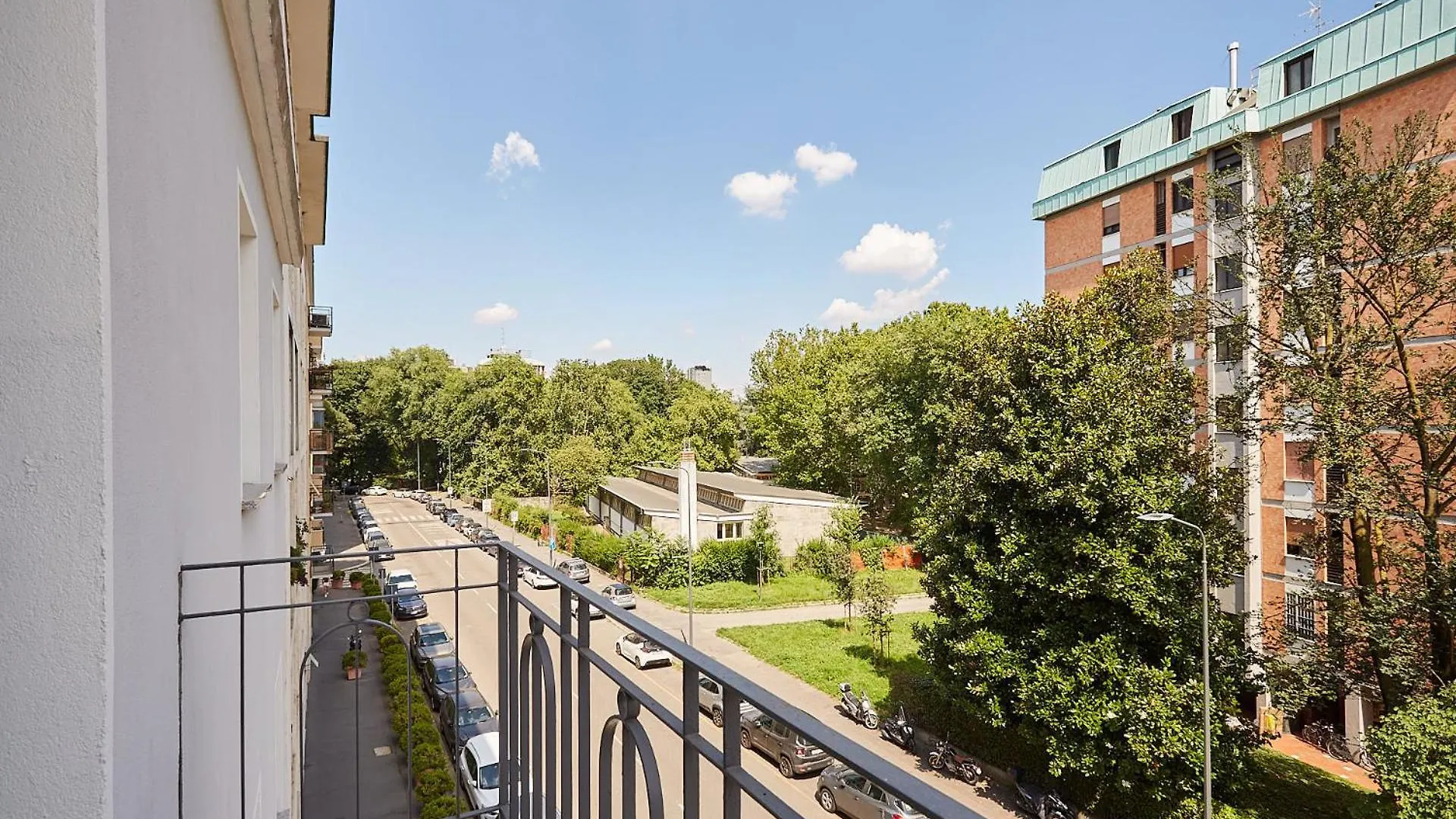 Pier Capponi Studios Milano 0*,  Italia